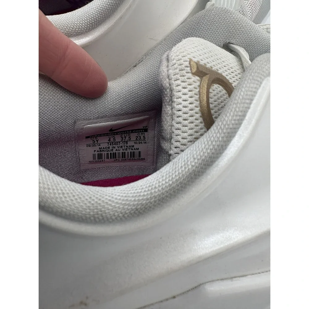 Nike KD 7 Aunt Pearl Shoes Boys Size‎ 5Y White Gold Pink Basketball 745407-176